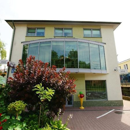 Hotel Finezja Świdnik 외부 사진