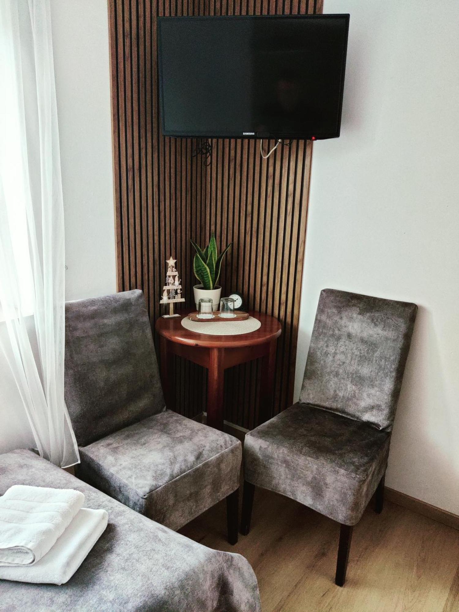 Hotel Finezja Świdnik 외부 사진